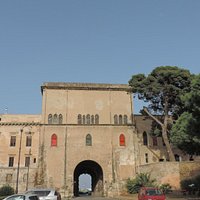 Porta dei Greci, Piazza della Kalsa, Palermo