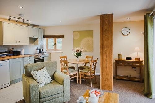 The Cowshed  Lounge Kitchen