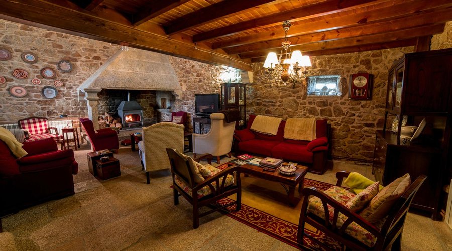 SALON-CHIMENEA