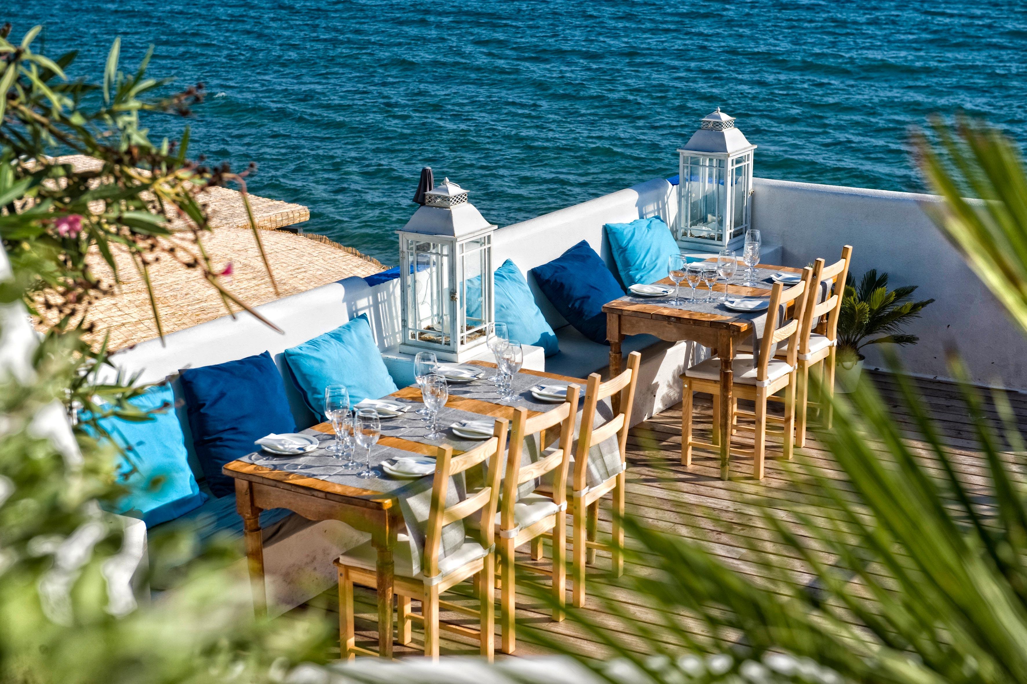 Vivero Beach Club Restaurant Sitges: A Unique Dining Experience