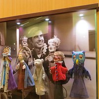 Mr. Rogers puppet friends