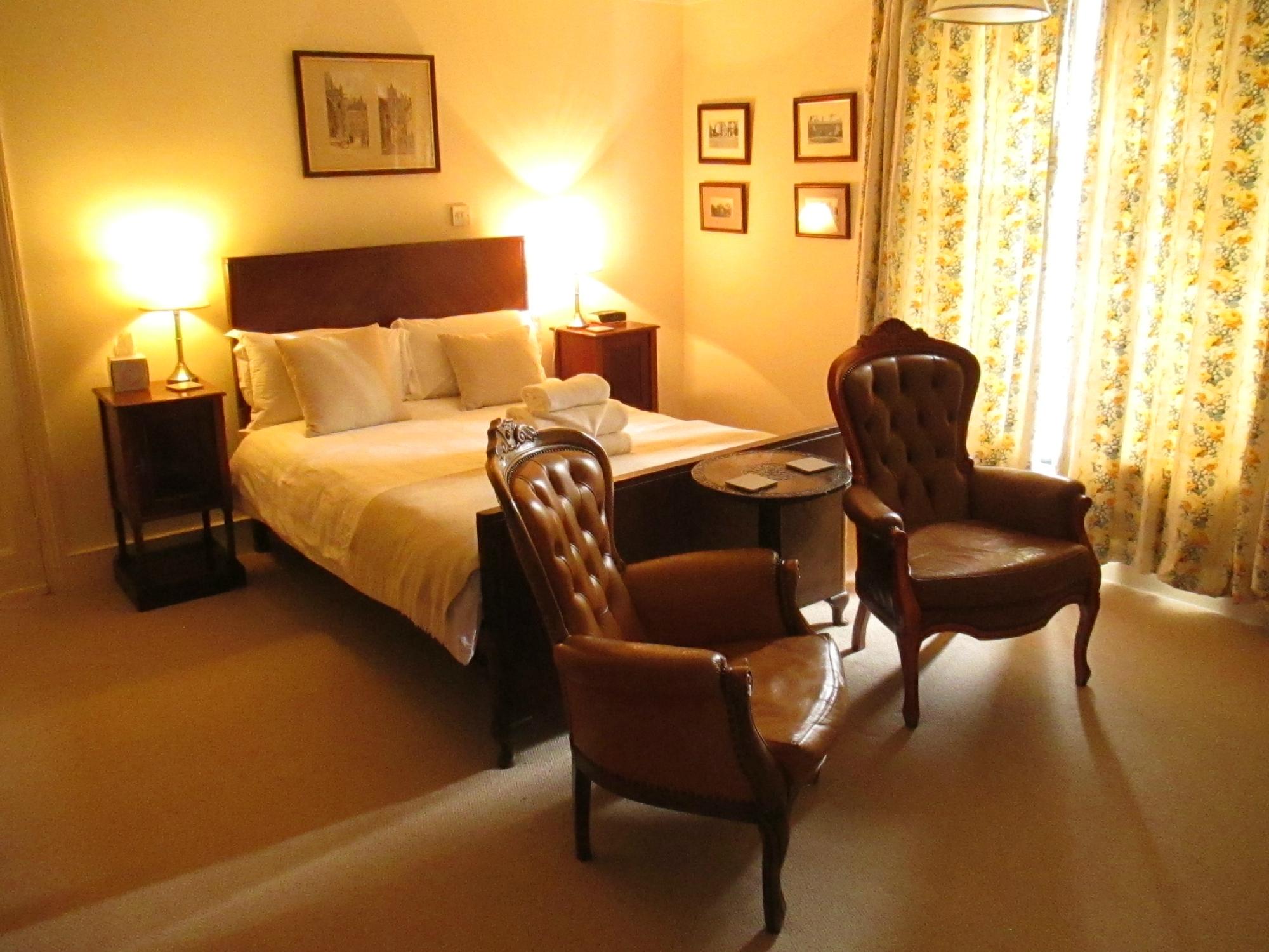 OLD MANOR HOUSE BED AND BREAKFAST - Updated 2024 Prices & B&B Reviews ...