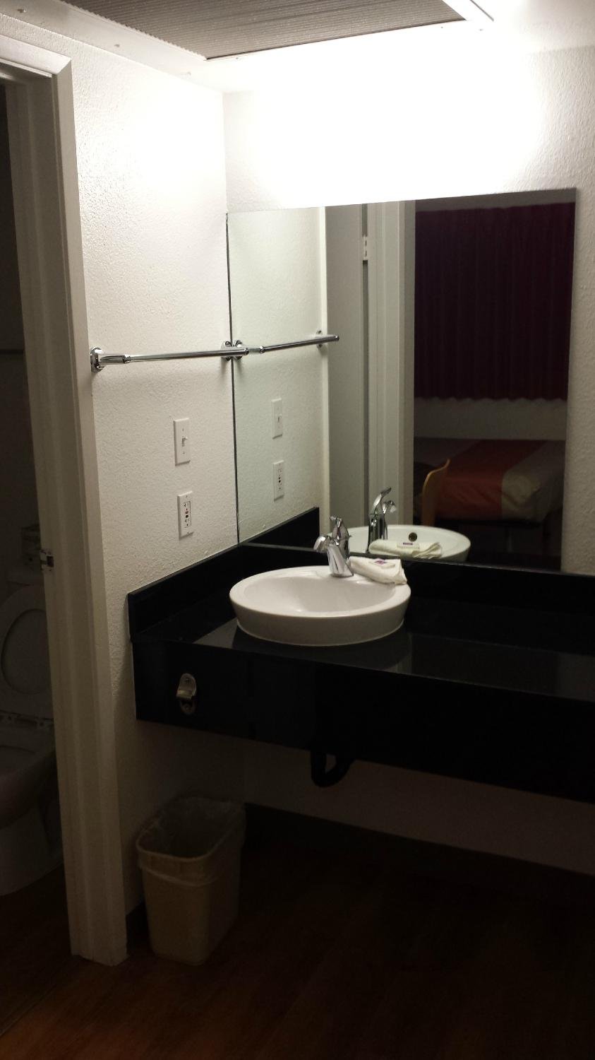 Motel 6 Petaluma Ca