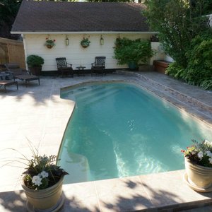 Outdoor Heated Pool (3 seasons)