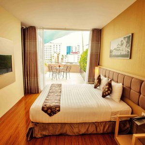 Signature Room