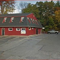Family owned restaurant and pub with a full liquor license serving the community since 1986