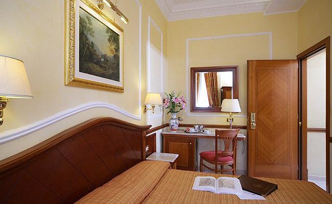 Room at Hiberia Hotel 2
