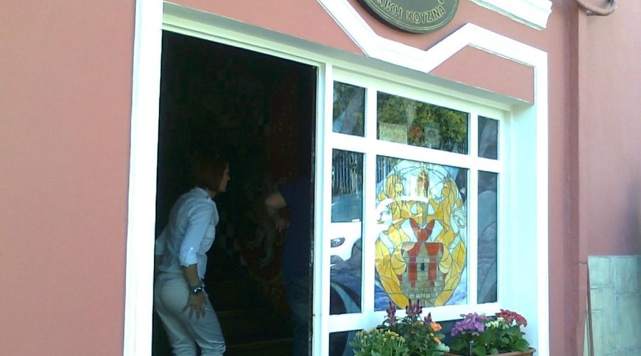 Entrance...not impressive...but...inside everything is super