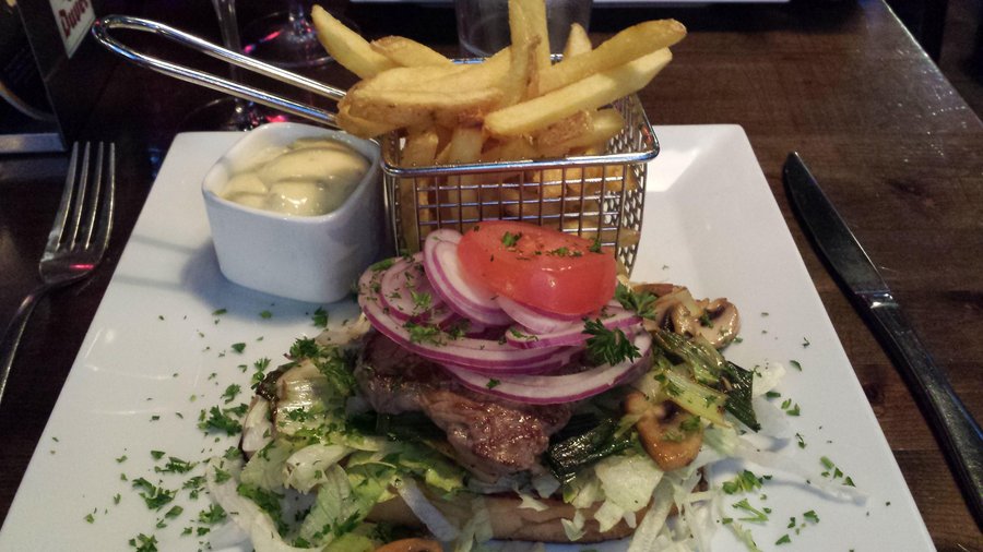 Fillet steak on toast