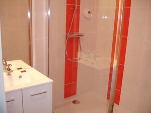 Room & Suite