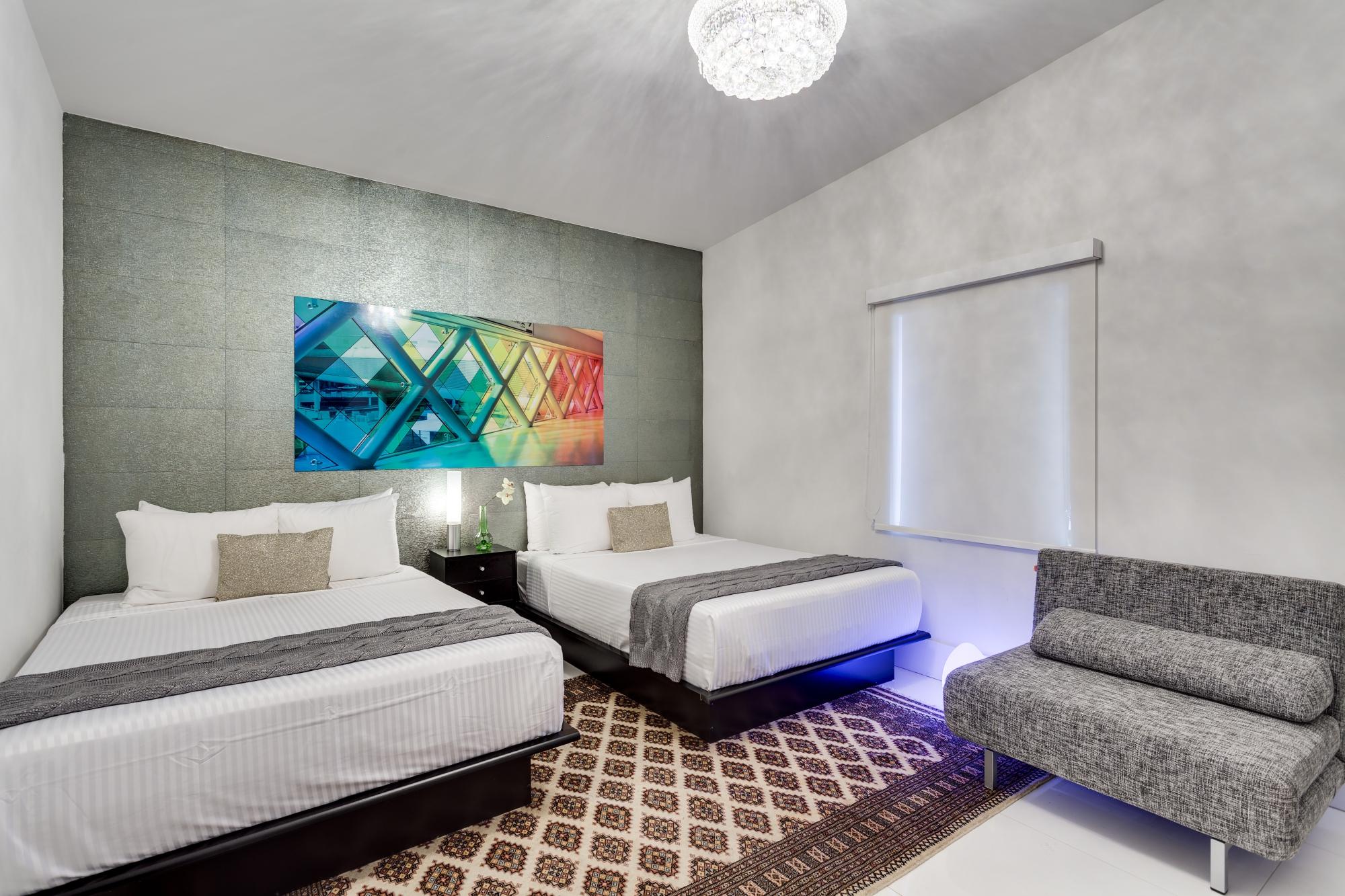 BARS B&B SOUTH BEACH MIAMI $145 ($̶1̶8̶5̶) - Updated 2024 Prices ...