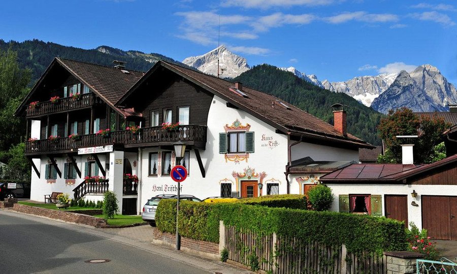 WEIDEGG - HOTEL GARNI - Garmisch-Partenkirchen Hotel Prices & Reviews