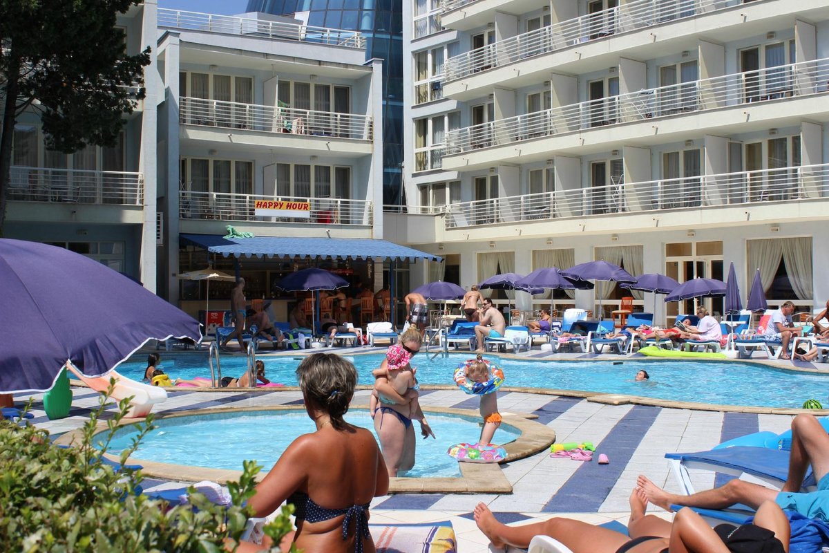 Black Sea Hotel Pool: Pictures & Reviews - Tripadvisor