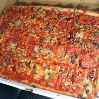 Large Mushroom & Cheese Pizza