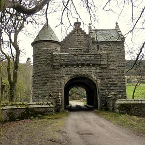 Gatehouse to Blackcraig Castle