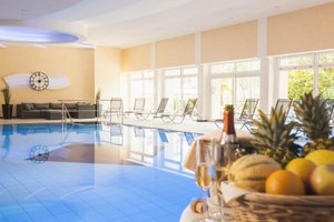 Pool und Strand
