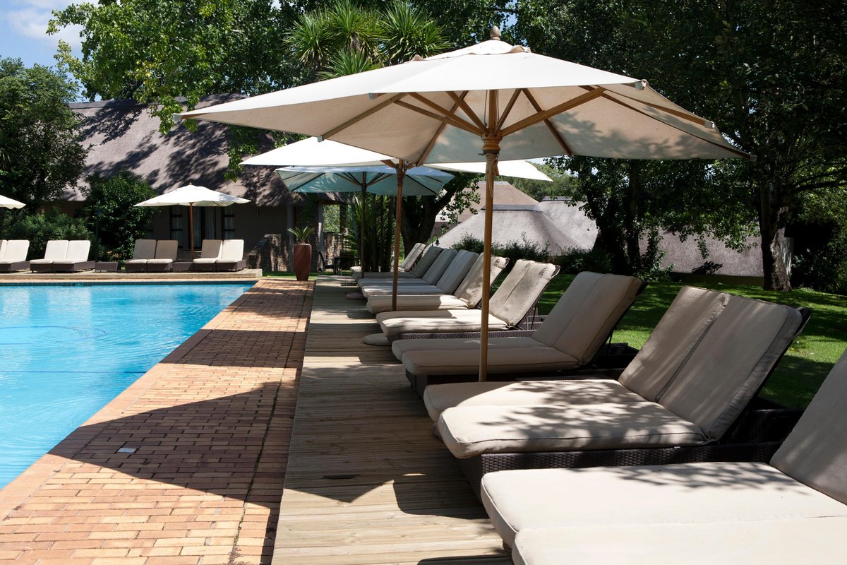 Valley Lodge & Spa Pool: Pictures & Reviews - Tripadvisor