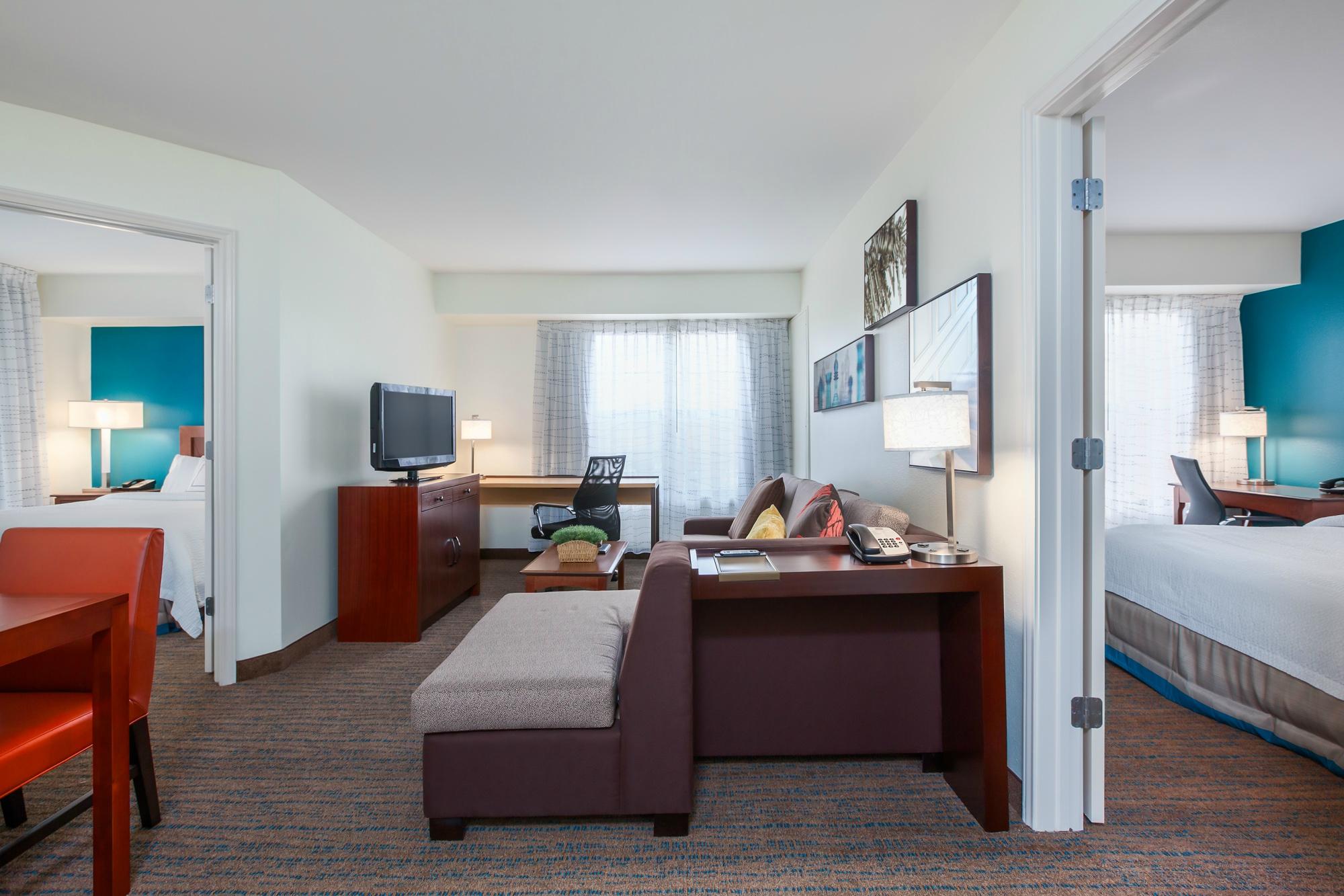 Hotel photo 24 of Residence Inn Laredo Del Mar.