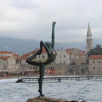 Будванская балерина