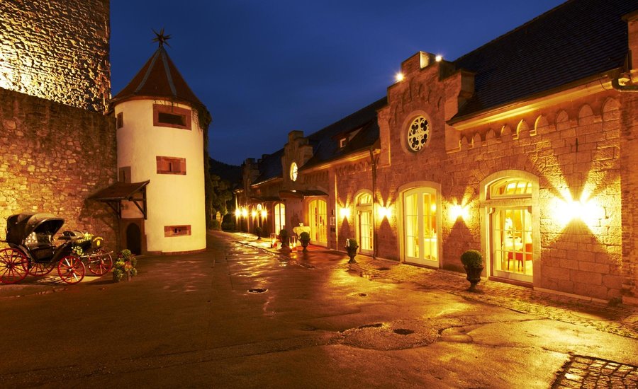 Schloss Eberstein bei Dämmerung