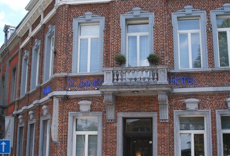 Façade