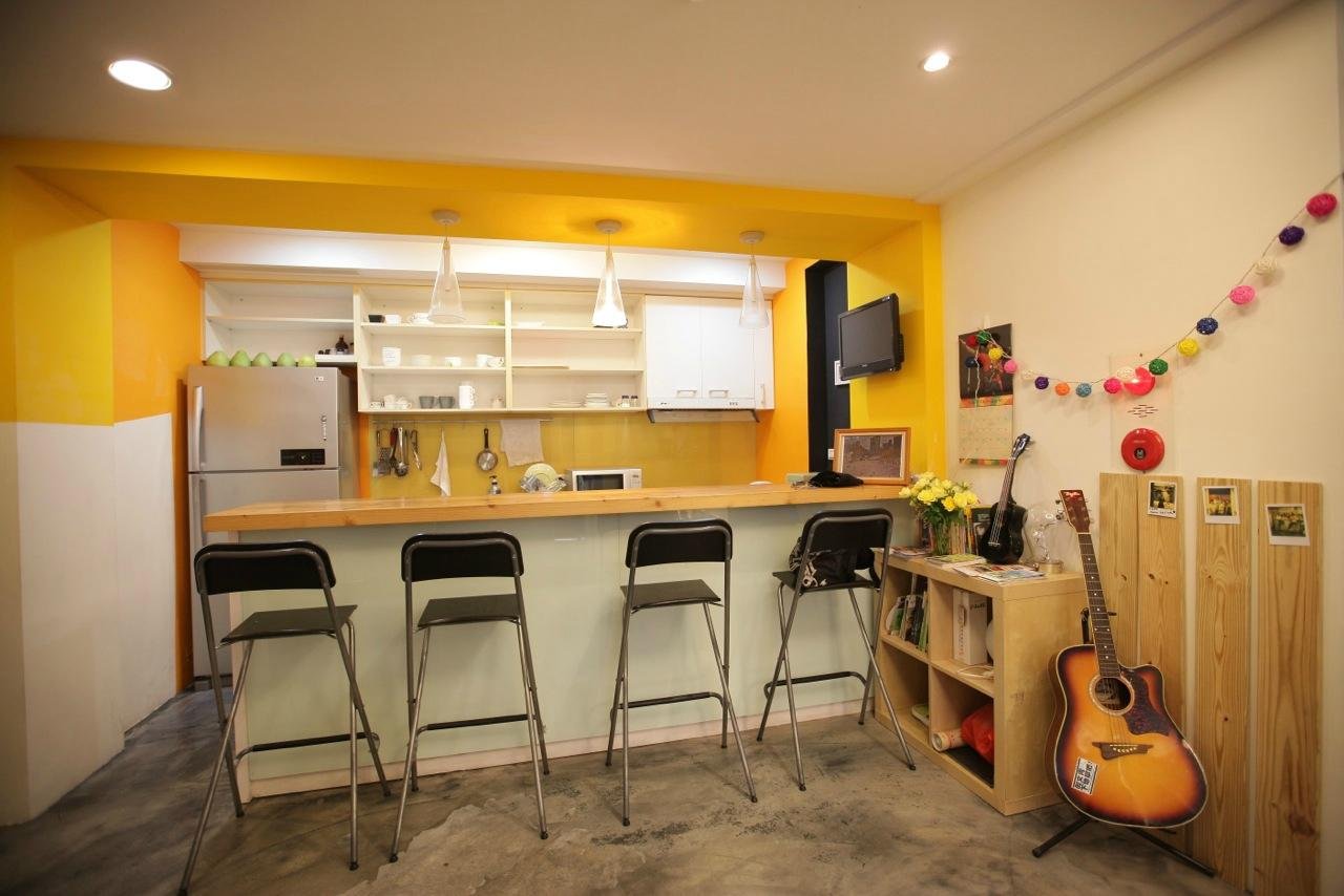 Three Little Birds Hostel by null