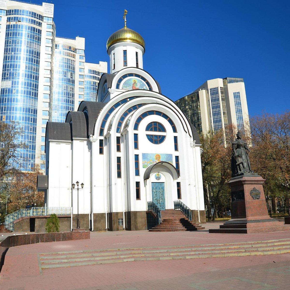 Церковь Ростов Крепостная