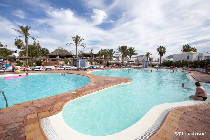 HL Paradise Island Pool Pictures & Reviews - Tripadvisor