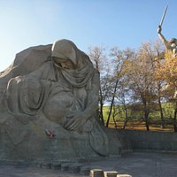 Площадь Скорби . Мамаев Курган