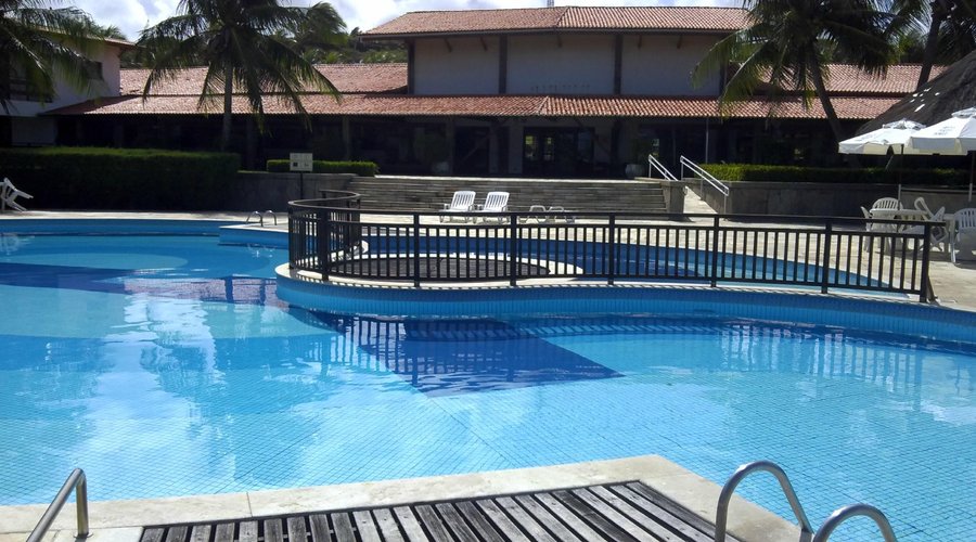 Piscina do hotel