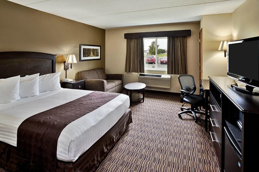 HOTEL & SUITES BEAVER DAM - Updated 2020 Prices & Reviews (WI