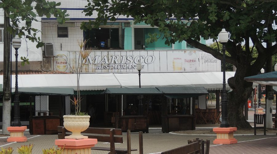 Restaurante Marisco fotografado da praça