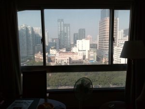 泳池和海滩