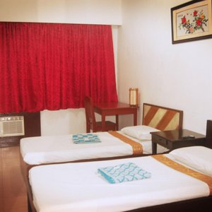 Standard Twin Room PHP 750
