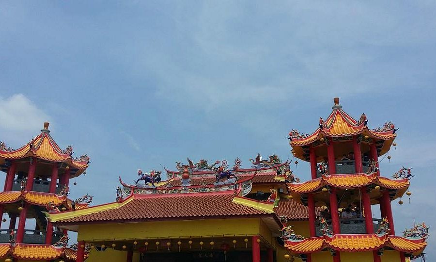 Nan Tian Temple image