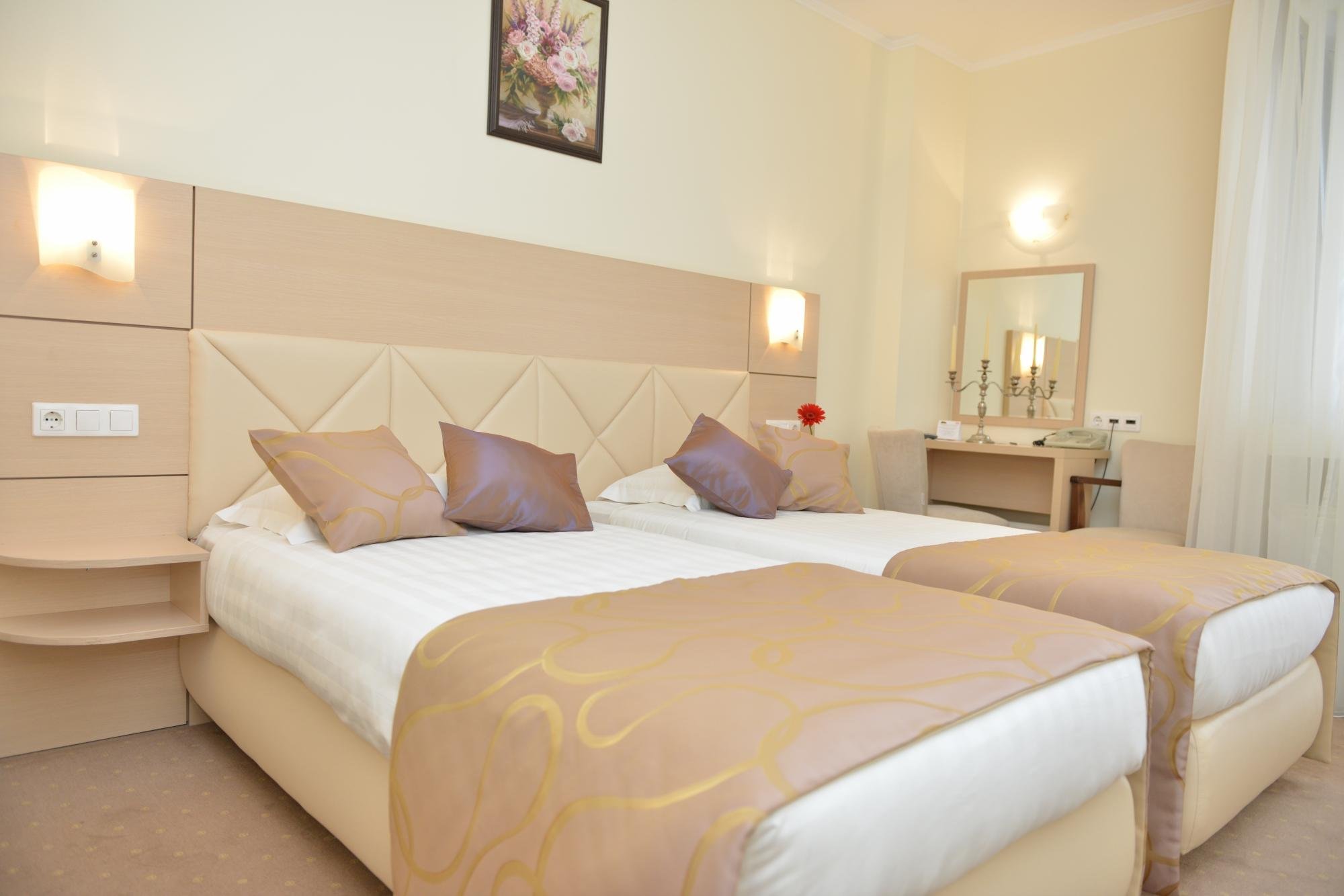 Grand Hotel Coroana by null