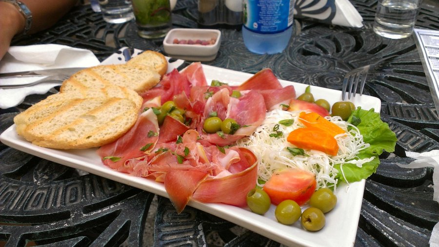 Meat platter
