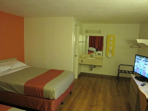 モーテル 6 スプリングフィールド チコピー (Motel 6 Chicopee, MA - Springfield) -チコピー