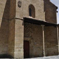 Fachada Parroquia San Benito
