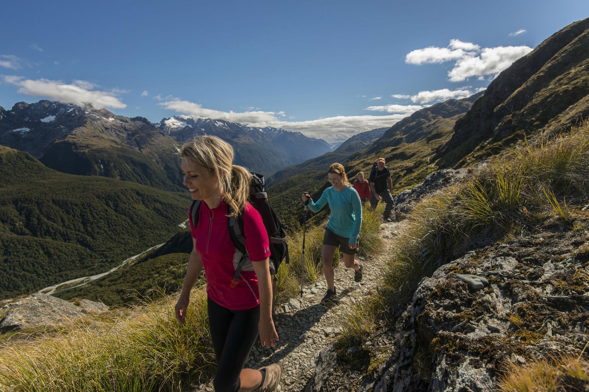 Ultimate hikes milford outlet track itinerary