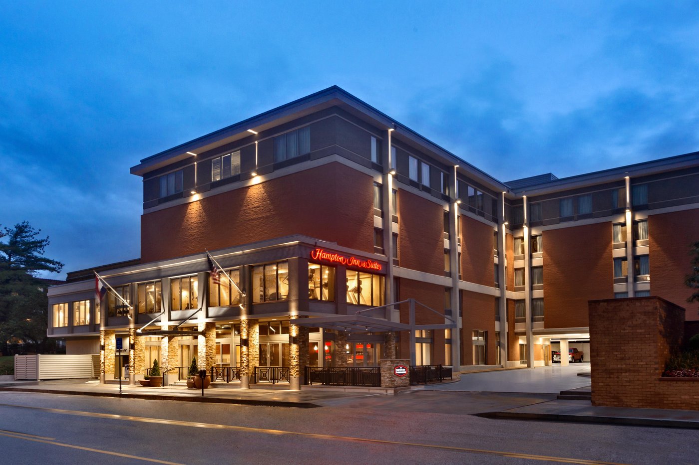 HAMPTON INN AND SUITES CLAYTON/ST LOUIS-GALLERIA AREA - Updated 2024 ...