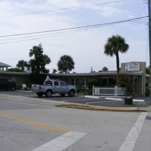 Alpine Court Motel on Atlantic Avenue
