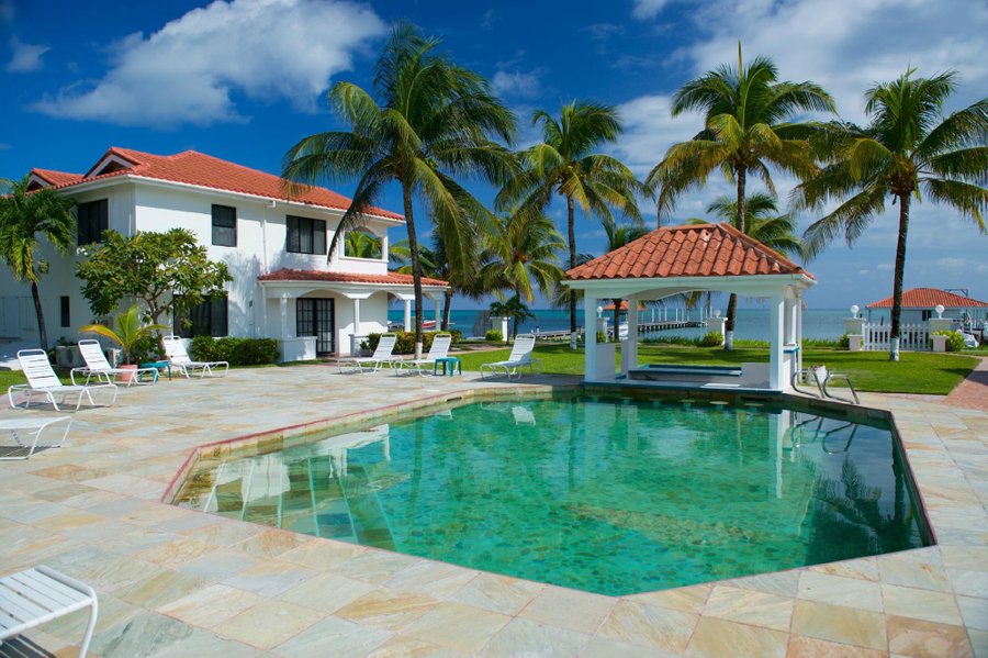 isla bonita yacht club for sale