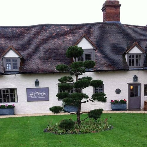 THE MOAT HOUSE INN, Alcester - Menu, Prices & Restaurant