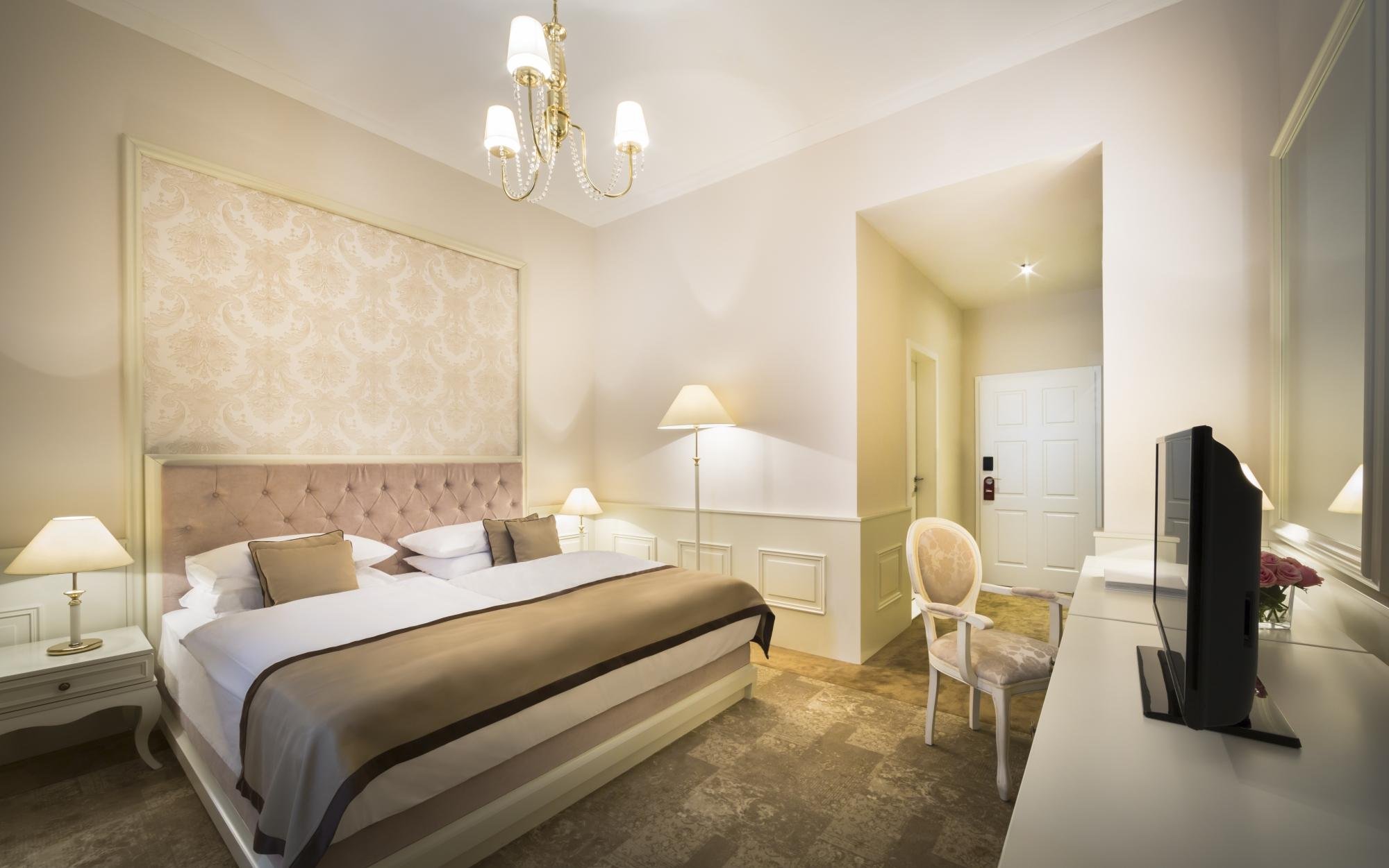 Hotel Kvarner by null