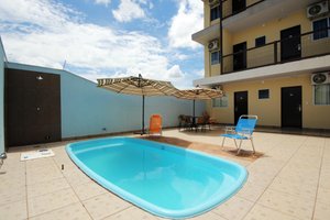 Piscina e praia