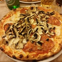 Diavola con funghi e gorgonzola