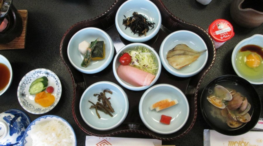 泊まった日の朝食です。