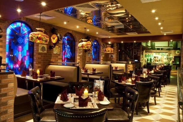 Four Square Cafe & Restaurant(Restaurants & Bars) in Barsha Heights  (Tecom), Dubai - HiDubai