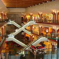 Iulius Mall inside